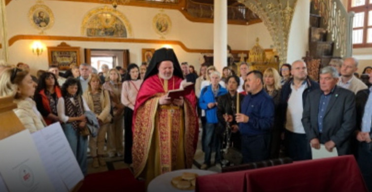 Kilise Ayininde Dil Tartışması: “Biz Yunan Değiliz!”