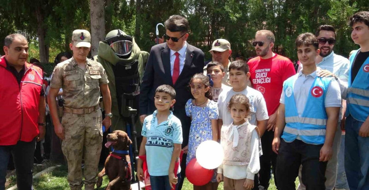 Kilis’te 15 Temmuz’un 10. yılında gençlik şöleni düzenlendi