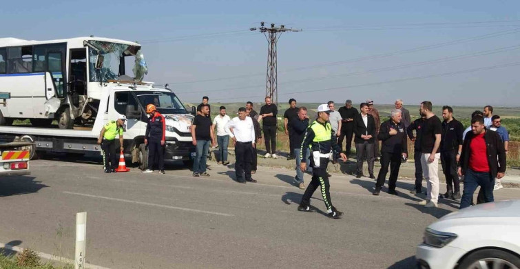 Kilis'te 3 Araçlı Zincirleme Kaza: 8 Yaralı