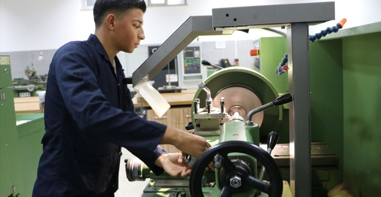 Kilis'te 400 Üniversite Öğrencisi İŞKUR Gençlik Programı ile İş Hayatına Adım Attı