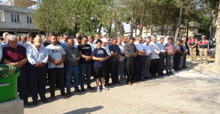 Kilis’te eşi tarafından silahla vurulan kadın toprağa verildi