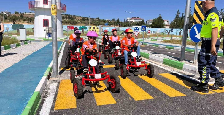 Kilis'te minik öğrencilere trafik eğitimi