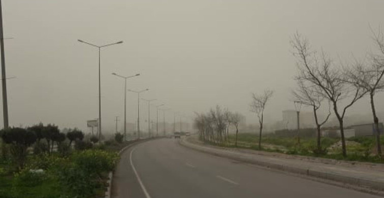 Kilis'te Toz Bulutu Etkisini Gösteriyor