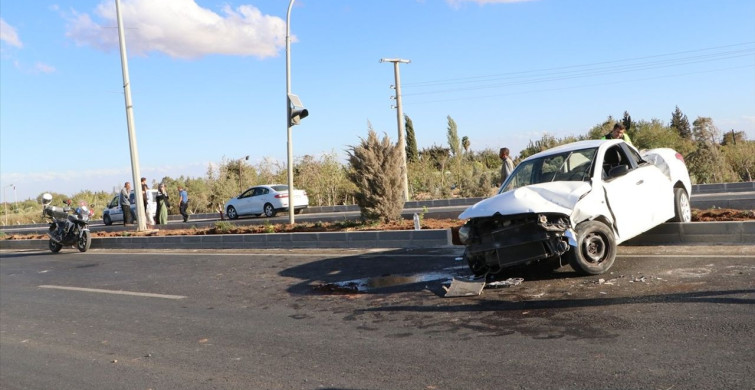 Kilis'te Trafik Kazası: İki Kişi Yaralandı