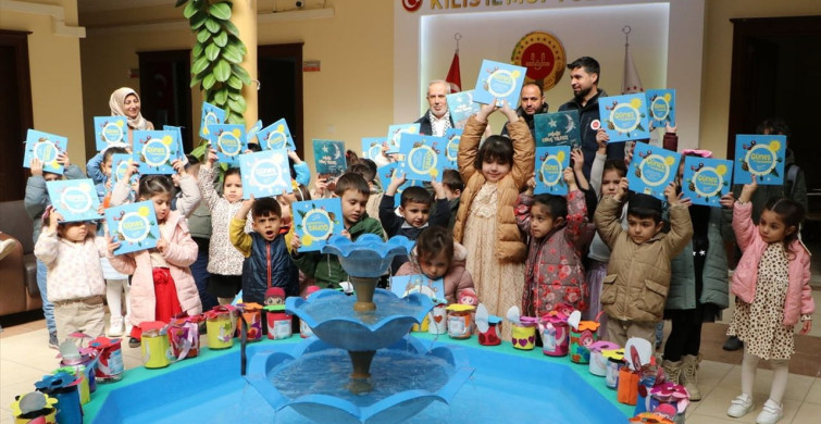 Kilis'teki Kur'an Kursu Öğrencilerinden Gazze'ye Yardım
