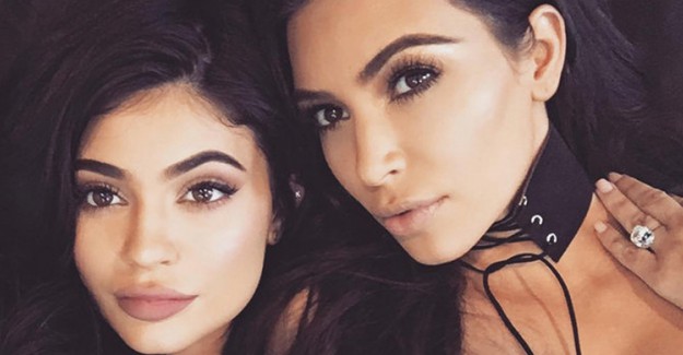 Kim Kardashian Kylie  Jenner'ın Doğum Günü Partisinde Öyle Bir Kıyafet Giydi ki!