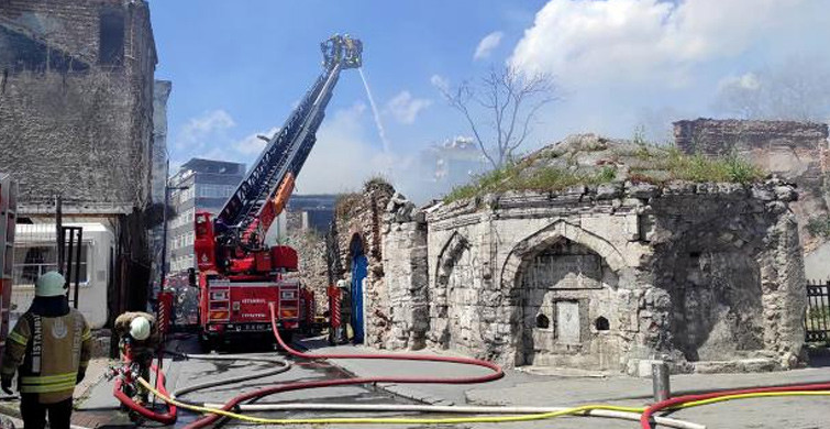 Kimyasal Maddelerin Bulunduğu Depoda Yangın Çıktı