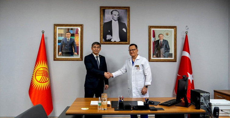 Kırgızistan Sağlık Bakanı Osmonov, Kırgız-Türk Dostluk Hastanesini Ziyaret Etti