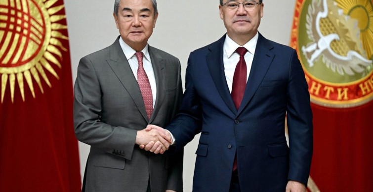 Kırgızistan ve Çin Arasında Stratejik Diyalog Toplantısı Gerçekleşti