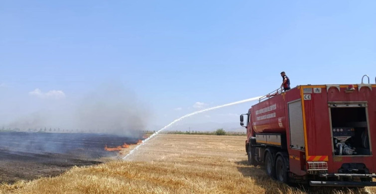 Kırıkhan'da anız yangını kontrol altına alındı