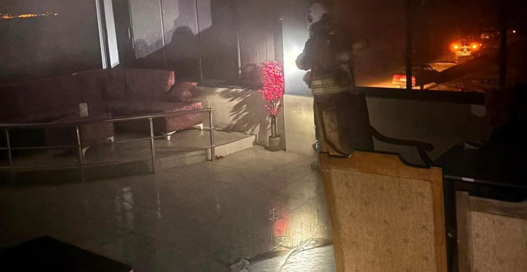 Kırıkhan'da Yangın: Bir İş Yeri Kullanılamaz Hale Geldi