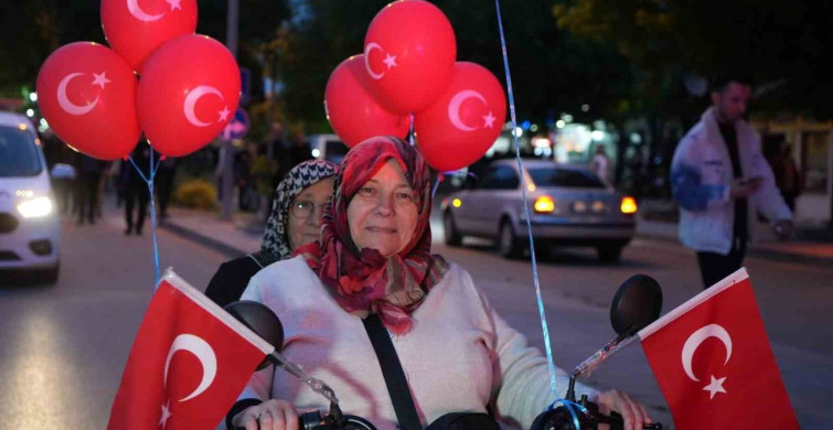 Kırıkkale'de 19 Mayıs Coşkusu: Fener Alayı ve Konserle Kutlandı