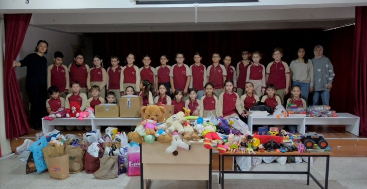 Kırklareli Öğrencilerinden Erzurum'a Oyuncak Yardımı