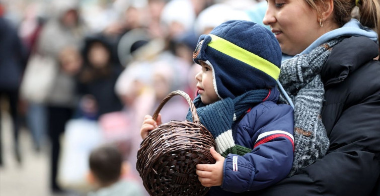 Kırklareli'de Asırlık Bayram Geleneği: Sepetle Şeker Toplama