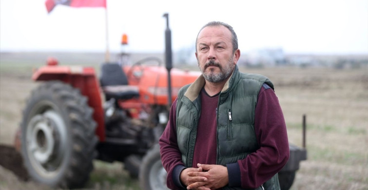 Kırklarelili Çiftçi Cumhuriyet İçin Tarlasına Mesaj Yazdı Kırklarelili Çiftçi Cumhuriyet İçin Tarlasına Mesaj Yazdı