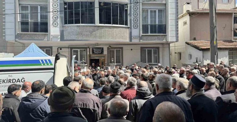 Kırklareli'nde Trafik Kazası: Hayatını Kaybeden Kadın Toprağa Verildi
