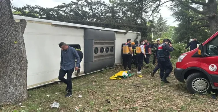 Kırklareli'nde yolcu otobüsü devrildi: Çok sayıda yaralı var