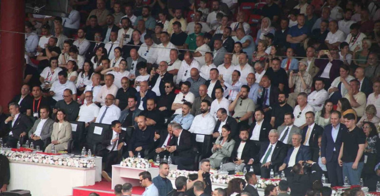 Kırkpınar'da altın kemerin sahibi Erkan Taş oldu