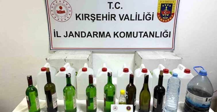 Kırşehir’de 48 litre kaçak alkol ve el yapımı içki ele geçirildi