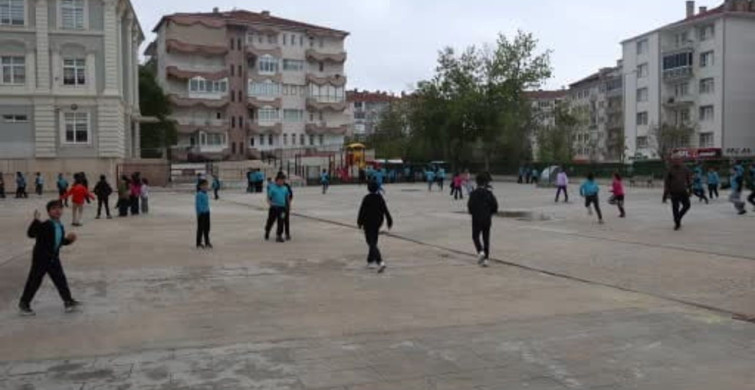 Kırşehir'de Anaokulu Öğrencileri Çevre Bilinci Ediniyor