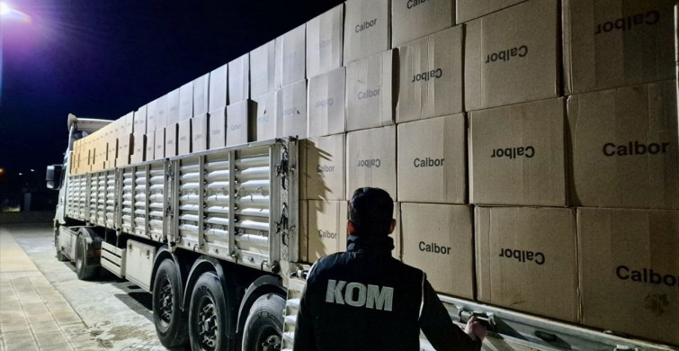Kırşehir'de Dev Kaçakçılık Operasyonu: 9,8 Milyon Makaron Ele Geçirildi