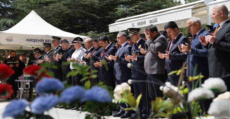 Kırşehir'de Duygusal Bayram Kutlaması