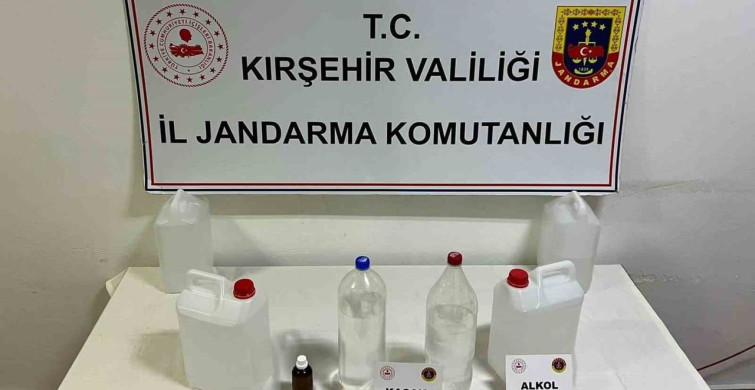 Kırşehir'de jandarma operasyonu ile kaçak alkol ele geçirildi