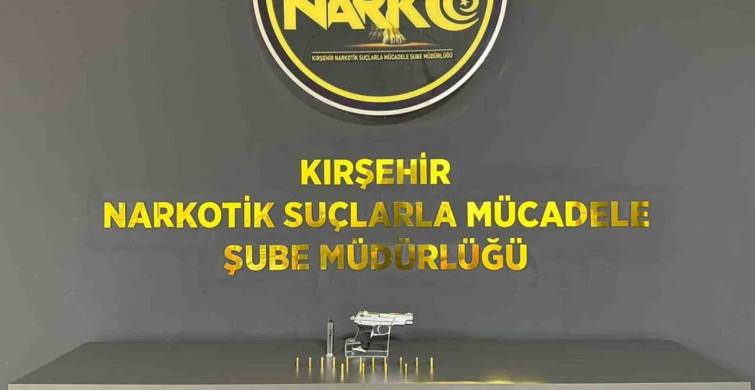 Kırşehir'de ruhsatsız tabanca, şarjör ve fişek ele geçirildi