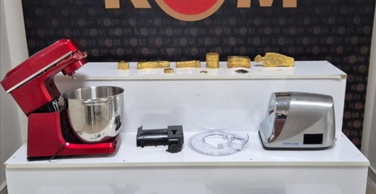 Kırşehir'de Takside Ele Geçirilen 21 Kilo Kaçak Altın Kırşehir'de Takside Ele Geçirilen 21 Kilo Kaçak Altın