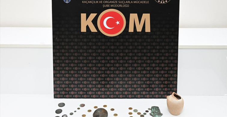 Kırşehir'de Tarihi Eser Operasyonu: 35 Sikke ve 3 Obje Ele Geçirildi
