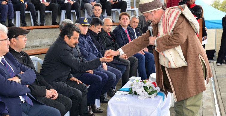Kırşehir'de Yunus Emre'yi Anma Etkinliği Düzenlendi
