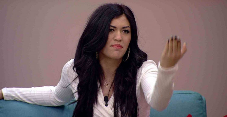 Kısmetse Olur'un Cansel'i dekoltesiyle görenlere yok artık dedirtti!