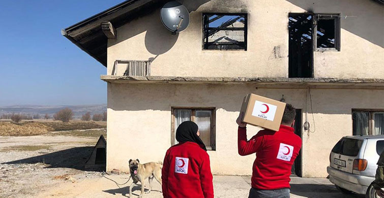 Kızılay, Bosna Hersek'te İhtiyaç Sahiplerine Yardım Etti