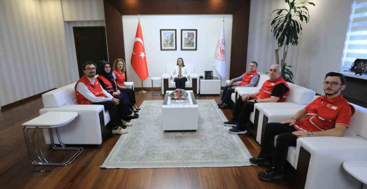 Kızılay, Vali Nurtaç Arslan’a teşekkür ziyaretinde bulundu