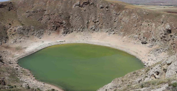 Kızılçan Gölü'ndeki Canlanan Doğal Güzellik