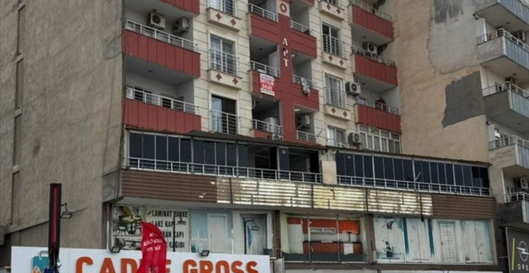 Kızıltepe'de Üzücü Olay: Aile Evde Ölü Bulundu