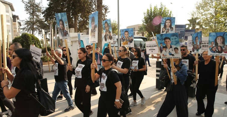 KKTC Başbakanı Üstel, Adıyaman'da Deprem Davasına Katıldı