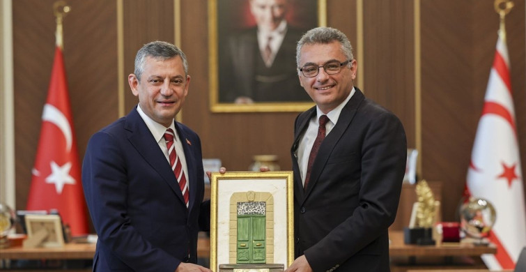 KKTC Cumhurbaşkanı Erhürman, CHP Lideri Özgür Özel'i Ağırladı