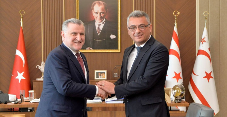 KKTC Cumhurbaşkanı Erhürman, Gençlik ve Spor Bakanı Bak ile Buluştu