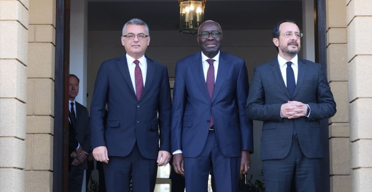 KKTC Cumhurbaşkanı Erhürman ve GKRY Lideri Hristodulidis Ara Bölgedeki Toplantıda Bir Araya Geldi