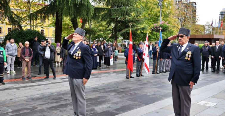 KKTC'nin 42. Kuruluş Yıldönümü Trabzon'da Coşkuyla Kutlandı