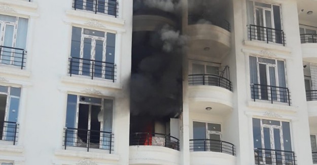 Klima Motorunun Patlaması Yangına Neden Oldu