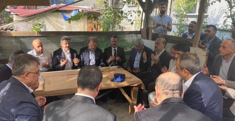 Kocaeli Valisi Aktaş, Yangında Hayatını Kaybeden İşçilerin Ailelerini Ziyaret Etti