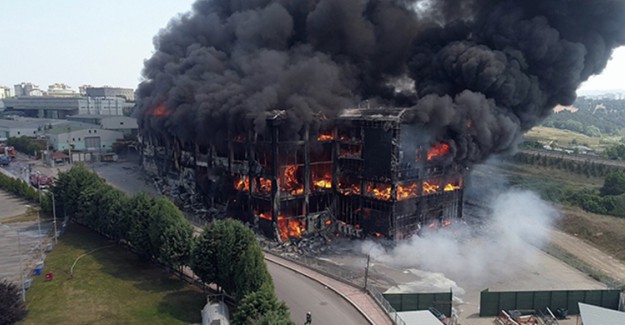 Kocaeli'de 4 Kişiye Mezar Olan Fabrikadaki Yangının Sebebi Belli Oldu