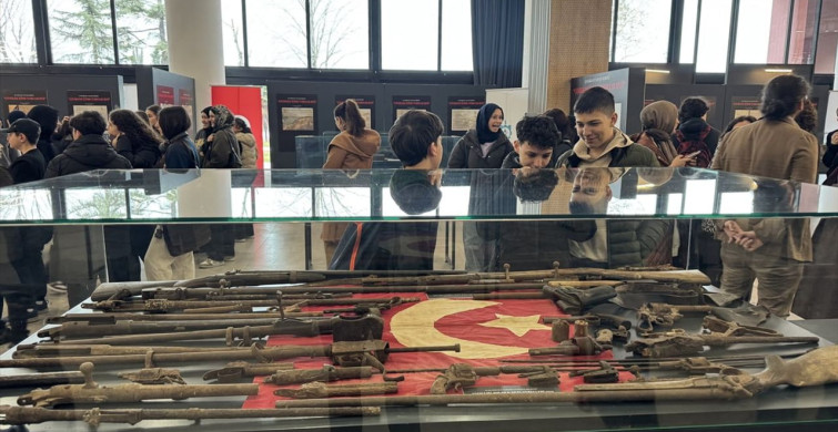 Kocaeli’de Çanakkale Savaşı Sergisi Ziyaretçileri Ağırlıyor