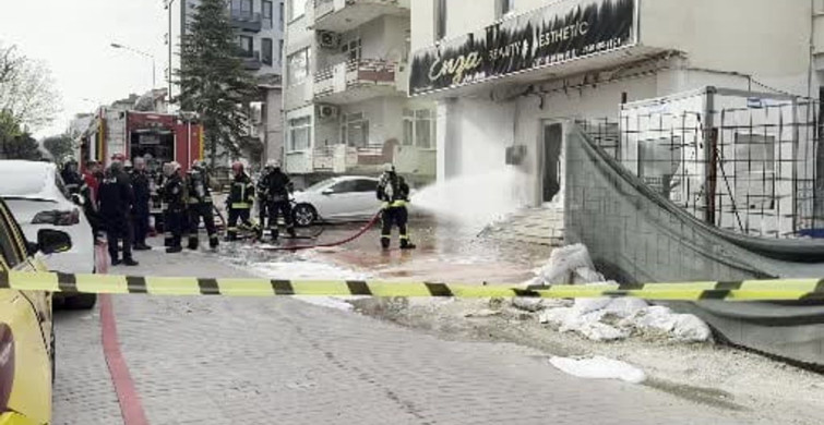 Kocaeli'de Doğal Gaz Patlaması: Araçta Yangın Çıktı