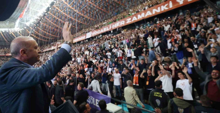 Kocaeli'de Dünyada İlk 'Türk Dünyası Gençlik Kampı'