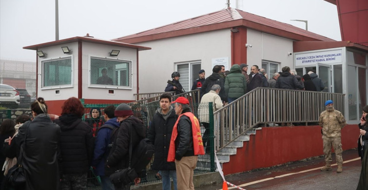 Kocaeli'de Fabrika Yangını Davası Başladı