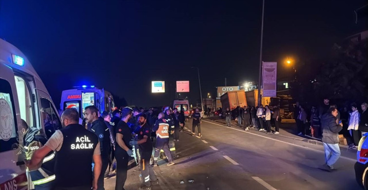 Kocaeli'de İşçi Servisi ve Otomobil Çarpıştı: 8 Yaralı