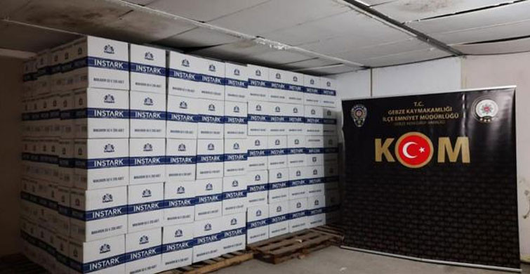 Kocaeli'de Kaçakçılık Operasyonu: 4 Milyon 540 Bin Makaron Ele Geçirildi